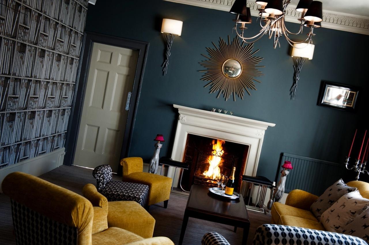 מילטון קינס Worldhotels Distinctive Woughton House Hotel מראה חיצוני תמונה