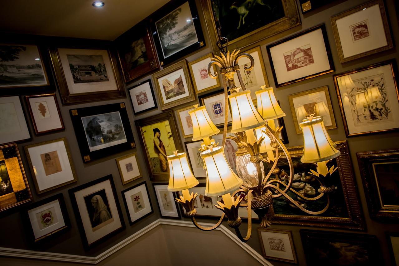מילטון קינס Worldhotels Distinctive Woughton House Hotel מראה חיצוני תמונה