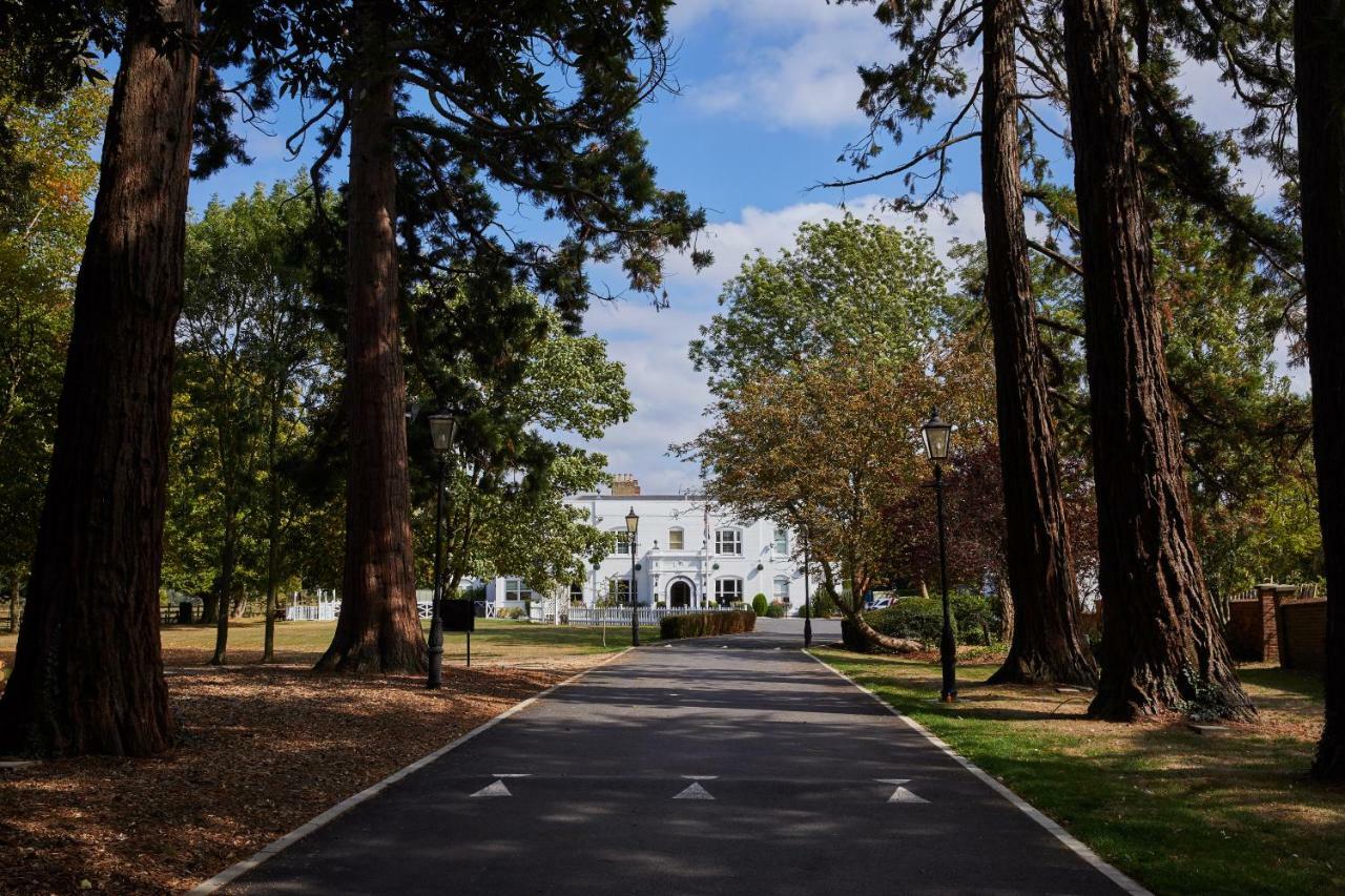 מילטון קינס Worldhotels Distinctive Woughton House Hotel מראה חיצוני תמונה
