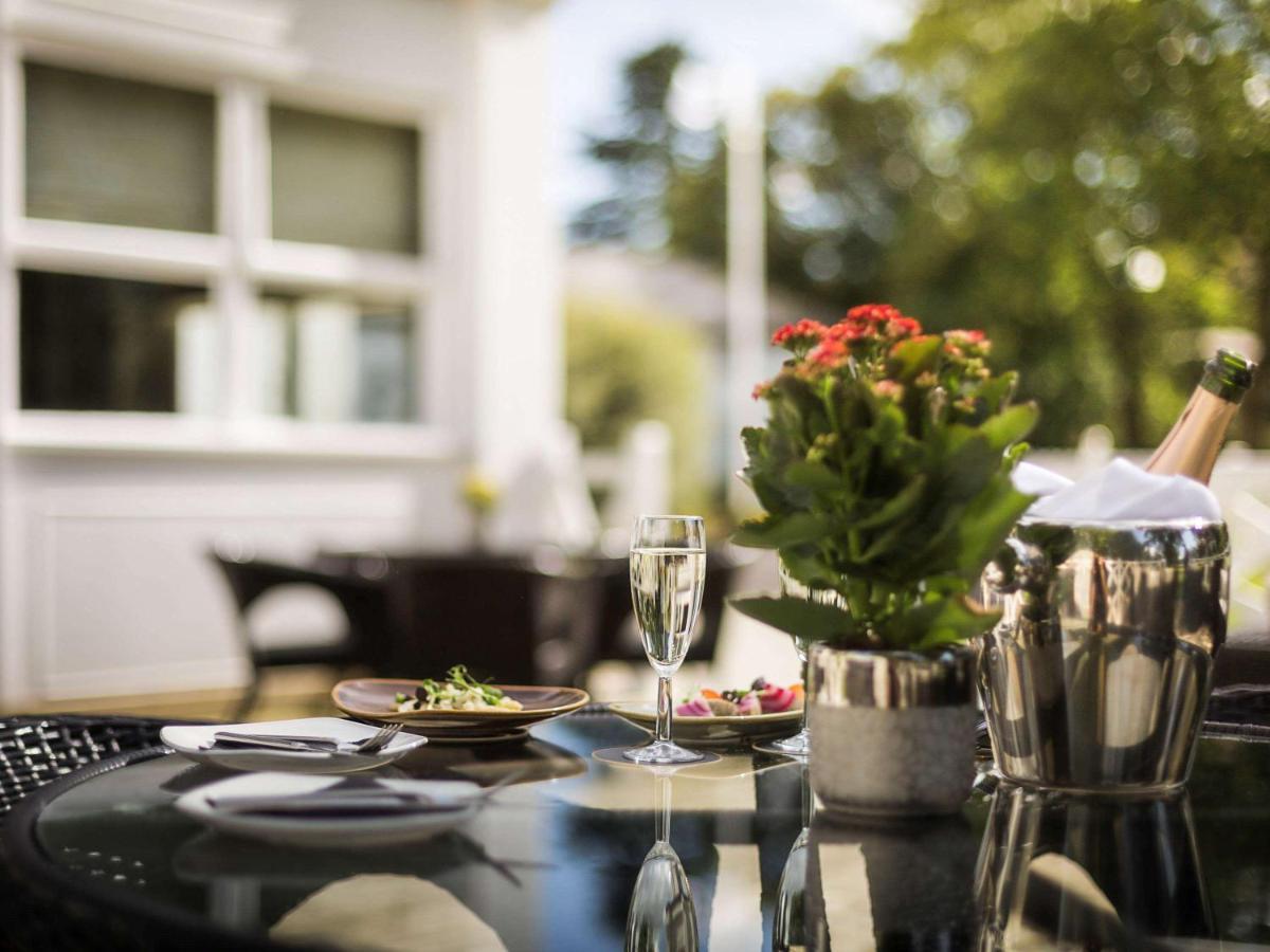 מילטון קינס Worldhotels Distinctive Woughton House Hotel מראה חיצוני תמונה