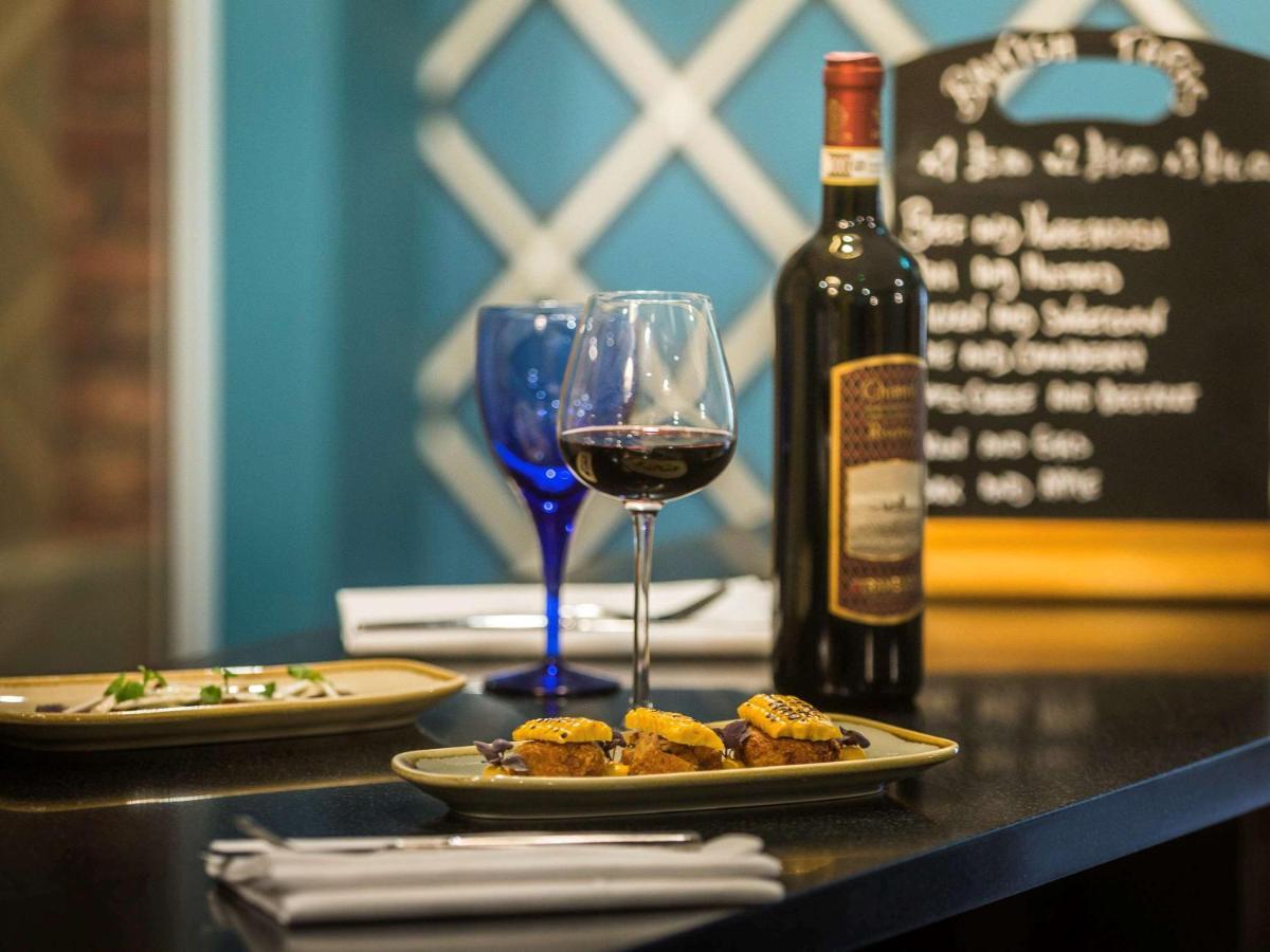מילטון קינס Worldhotels Distinctive Woughton House Hotel מראה חיצוני תמונה