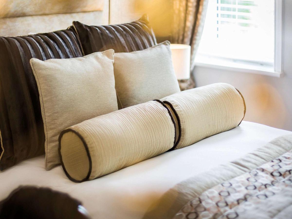 מילטון קינס Worldhotels Distinctive Woughton House Hotel מראה חיצוני תמונה