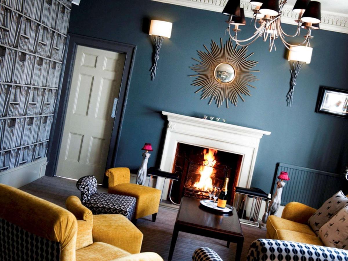 מילטון קינס Worldhotels Distinctive Woughton House Hotel מראה חיצוני תמונה