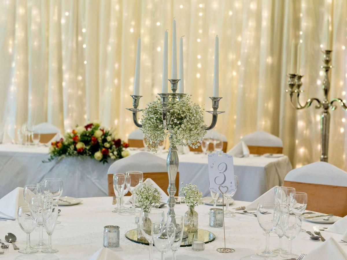 מילטון קינס Worldhotels Distinctive Woughton House Hotel מראה חיצוני תמונה
